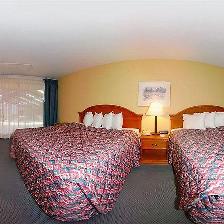 Rodeway Inn Cow Palace Lamar Екстериор снимка