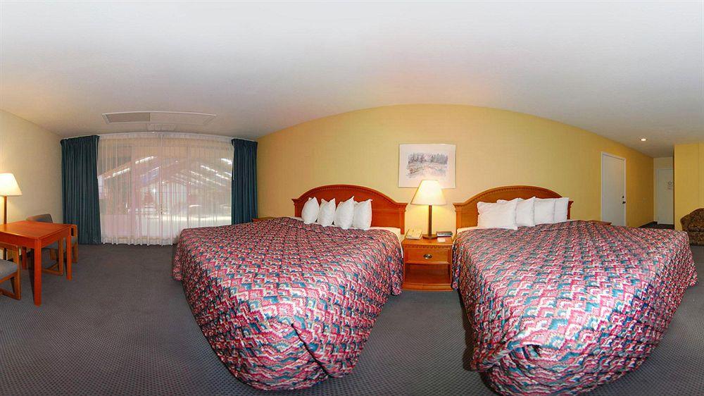 Rodeway Inn Cow Palace Lamar Екстериор снимка