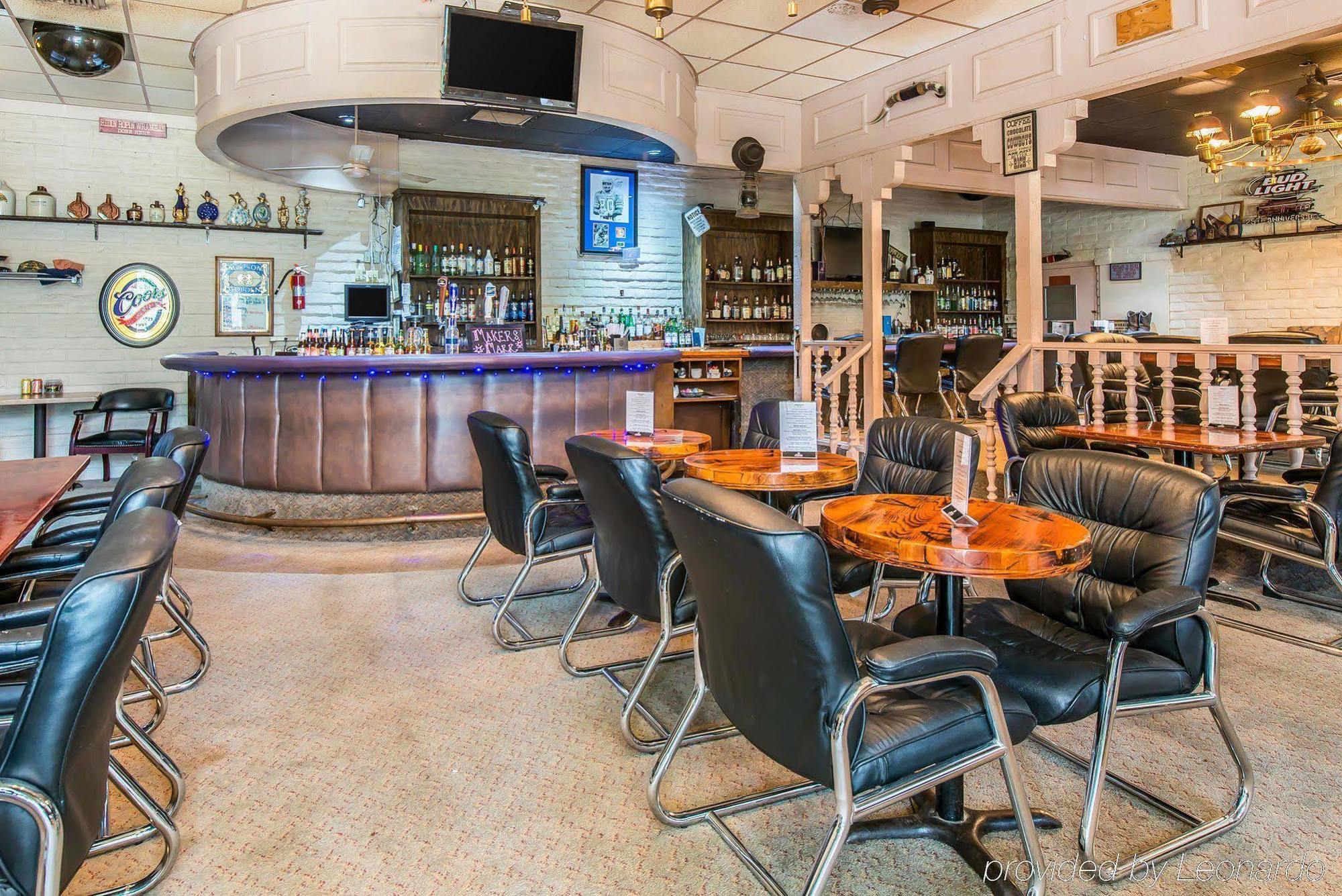 Rodeway Inn Cow Palace Lamar Екстериор снимка