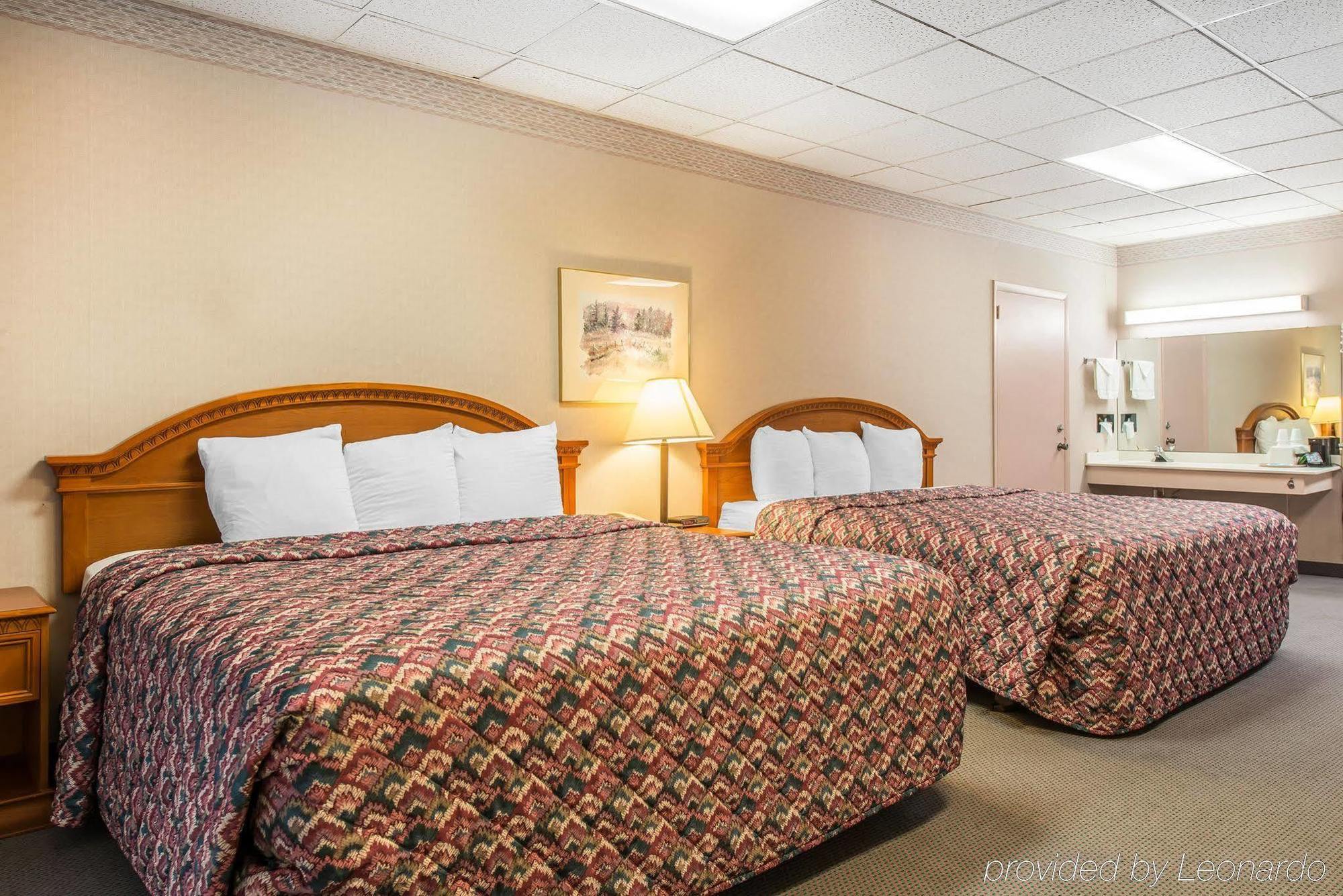 Rodeway Inn Cow Palace Lamar Екстериор снимка