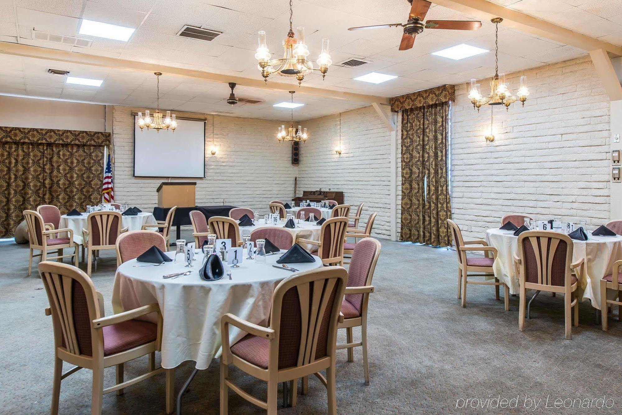 Rodeway Inn Cow Palace Lamar Екстериор снимка